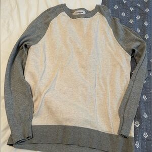 Goodfellow & Co Men's Gray and Cream Crewneck Sweater